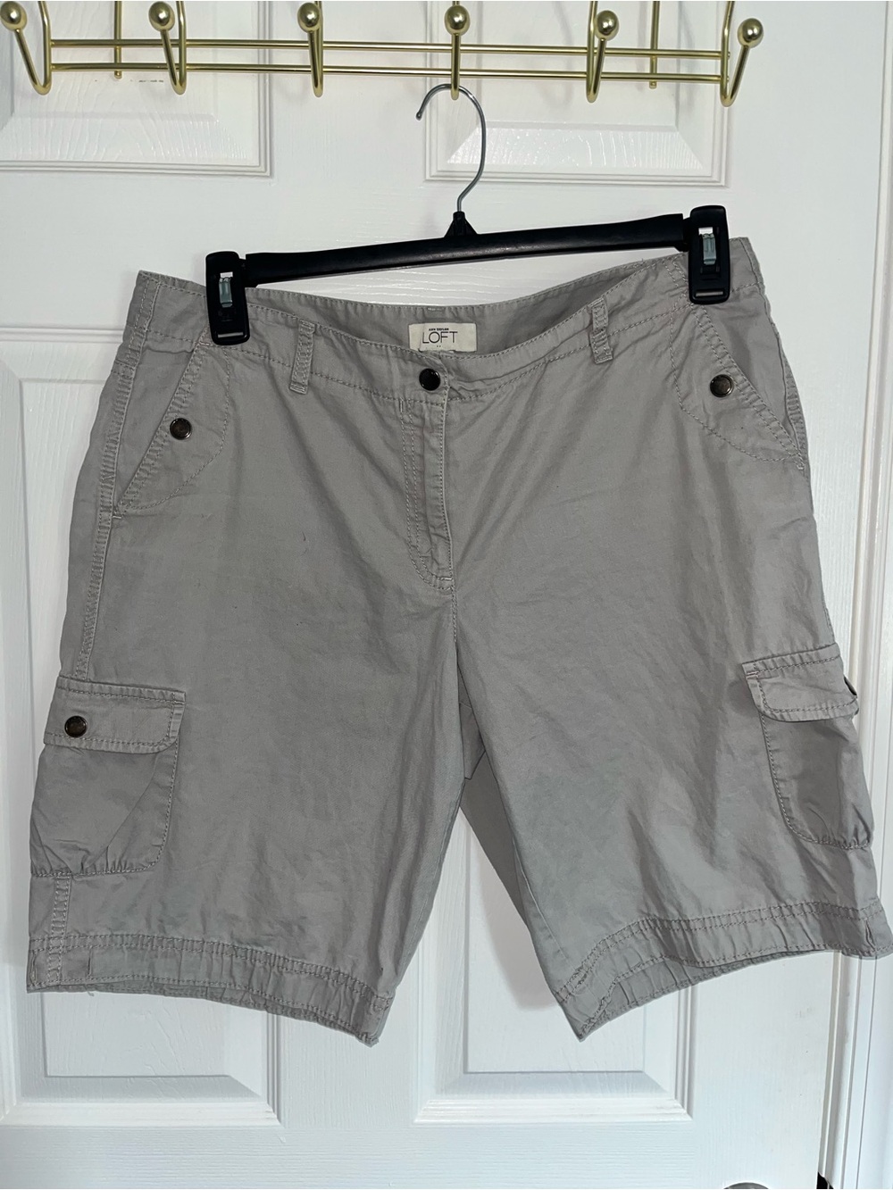 LOFT Women's Shorts in Light Gray